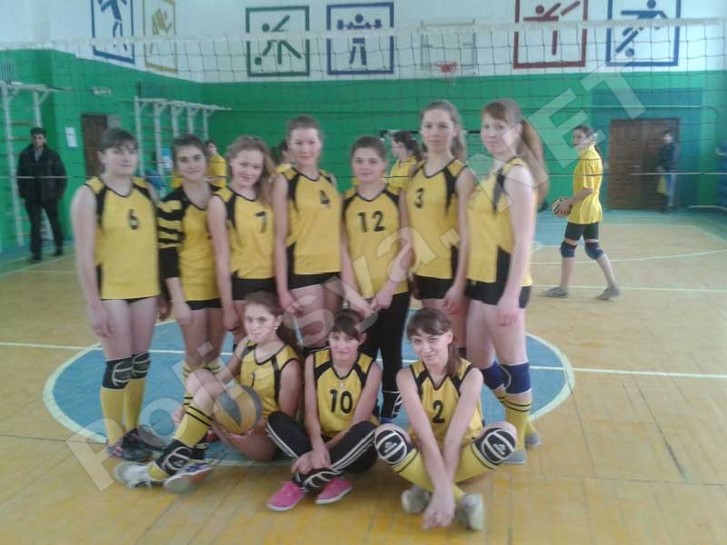 команда Полицької ЗОШ І-ІІІ ступенів, переможець районної Спартакіади школярів з волейболу серед дівчат 2014 року.