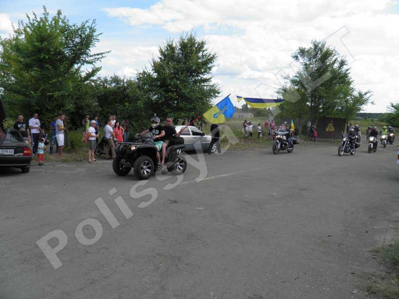 Зліт байкерів у Рафалівці: відродження традицій