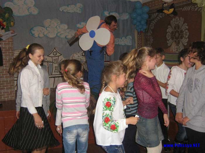 Свято творчості й натхнення у Володимирецькому БШЮ Свято творчості й натхнення у Володимирецькому БШЮ