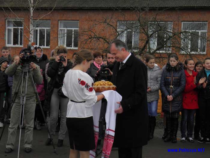 Відкриття оновленого ФАПу в с. Собіщиці