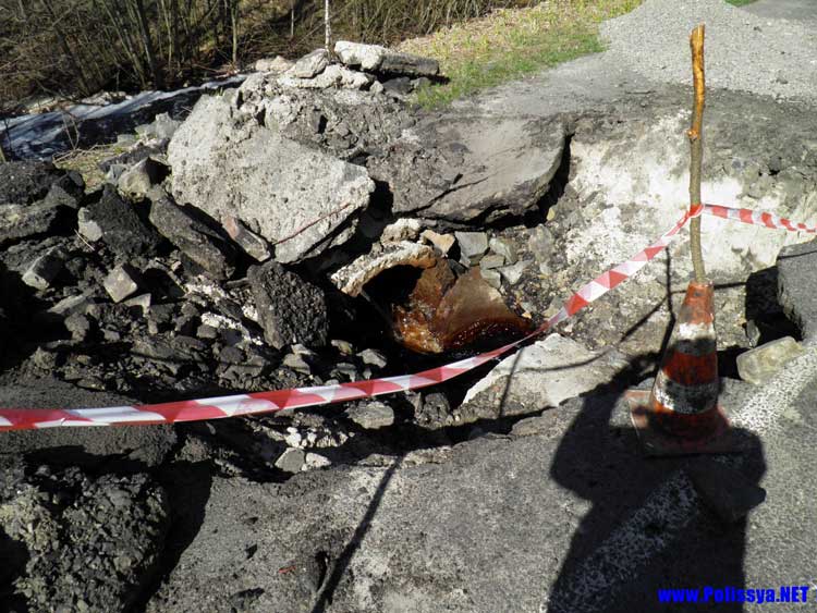 Автодорога «Володимирець-Антонівка» на 4 кілометрі