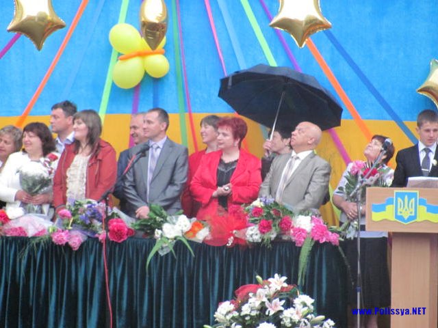 Свято останнього дзвоника у Володимирецькому колегіумі